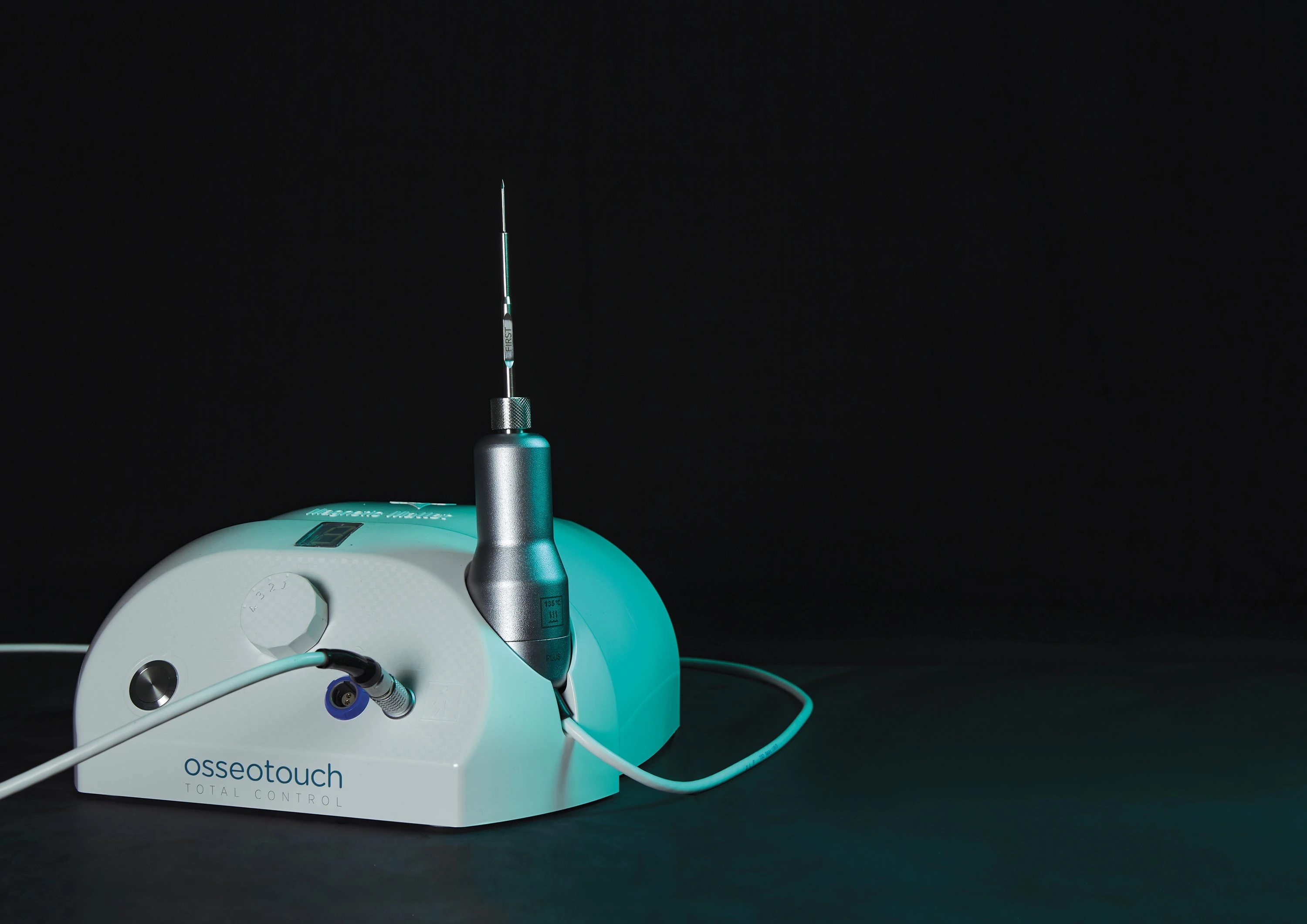 Osseotouch Magnetic Mallet Implant Device